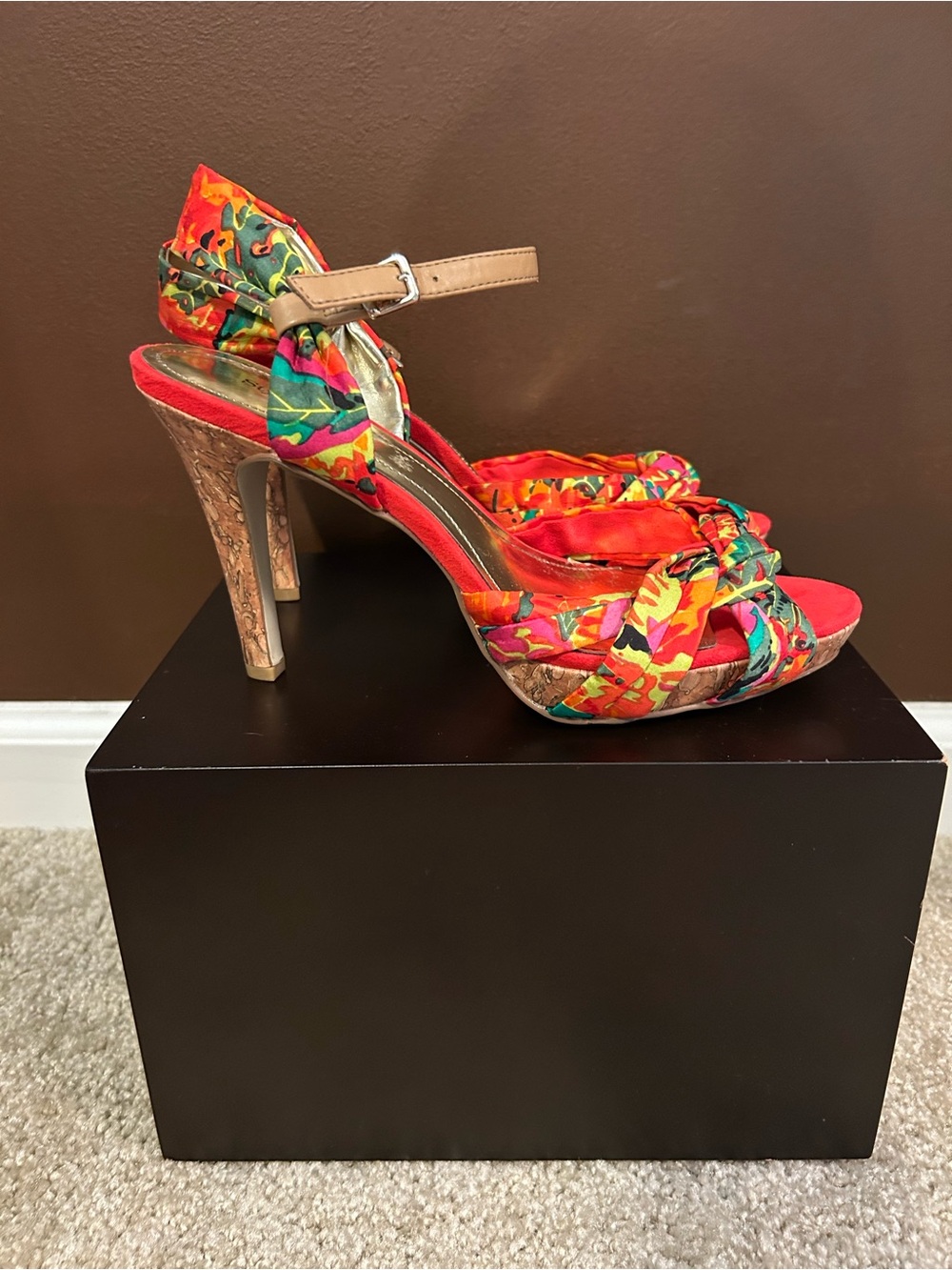 Style & Co. Floral Cork Heel Ankle Strap Size 8.5 Peep Toe Sandals